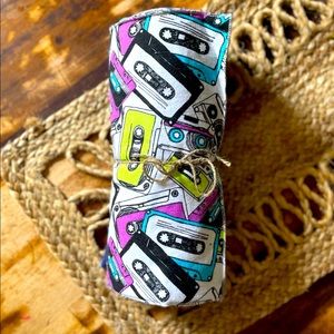 Un-paper towels retro cassette print